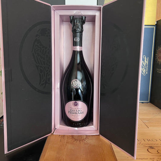 Giulio Ferrari rosè 2007 cofanetto Riserva del Fondatore